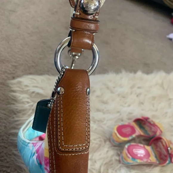 Vintage Coach Hampton Multicolor Pastel Hobo Purse - Picture 5 of 10